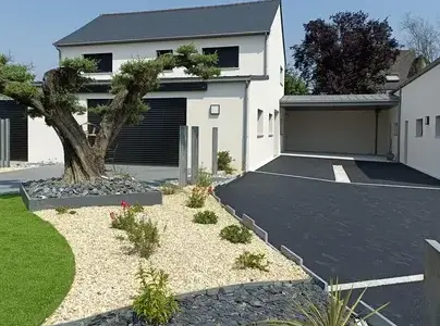 jardinier à Châteaubourg - image 2